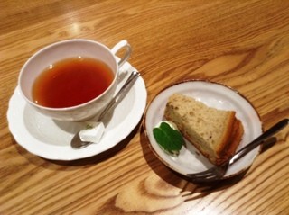 Kunitachiouka - 紅茶とシフォンケーキ