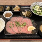 個室 肉バルVS魚バル DESIGN FOOD MARKET - 