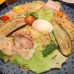 洋麺屋 五右衛門 - 三元豚と夏野菜づくしのよくばりスパゲッティー（醤油バター）