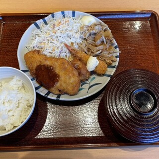 やよい軒_0