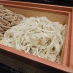 成城 永山 - 変わり蕎麦の大葉
