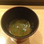 鮨し人 - 魚の骨の出汁だけの汁もの