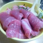 日本橋 - 鮪三食丼
