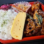 鳥開総本家 - 料理写真:鶏と根菜の黒酢和え弁当842円