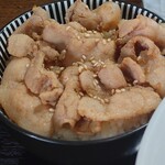麺屋八代 - 豚丼醤油小アップ