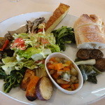 フルーツパーラー附木屋 - 山盛り野菜の前菜盛り合わせ