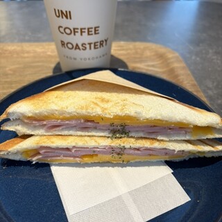UNI COFFEE ROASTERY_1