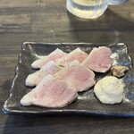 食堂 高架橋 - 自家製ローストポーク
