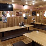 や台ずし - 店内