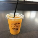BYRON BAY coffee - ドリンク写真:マンゴージュース580円（税込）・とろりと濃厚で甘く私のココロを癒してくれました(*^^*)
