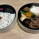 人形町今半 - 料理写真:二段になってます。