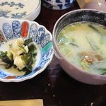 日本料理 いのうえ - 酢の物とお味噌汁。