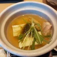 豆富料理と吟醸せいろ蒸し 八かく庵 大阪ステーションシティ店 - 京とうふと鶏の芋かけ小鍋～おぼろ昆布とともに【2015-5】