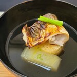日本料理 TOBIUME