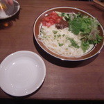 ヒガシノホウ - 〆にトマトのじゃじゃ麺。