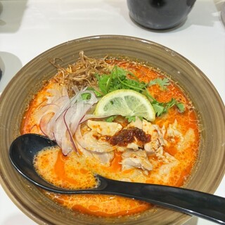 家系ラーメン 革新家 TOKYO_0