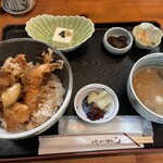 吉峰庵 さかな もち月 - 海老天丼
