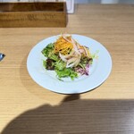 割烹居酒屋とイタリアン 貴 - サラダ