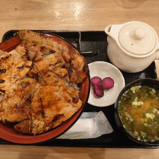 豚丼一番_0