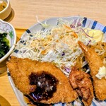 やよい軒 - 料理写真:熱盛定食・蒸し鶏と海藻のぽん酢和え