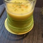 ガストロノミー ジョエル・ロブション - パイナップルとマンゴーのガスパチョ