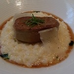 ガストロノミー ジョエル・ロブション - フォアグラのプランチャ焼き パルメジャーノのリゾット