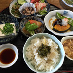 農家民宿 里屋敷 - 定食