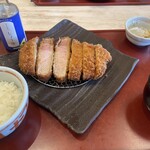 とんかつ むら八 - 料理写真:佐助豚300g