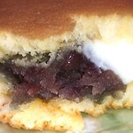 珈琲茶館 麦藁帽子 - あんまき 断面UP♪