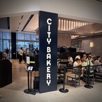 zashithibekari Minamoa hiroshima - 招牌与店内