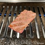 個室焼肉 琥珀 - 三角バラ