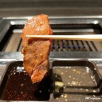 個室焼肉 琥珀 - マキをつけだれにて