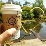 スターバックス・コーヒー - ホッと、したいけど、昼間は暑くなってきましたね…(