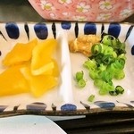 Udon Chikuzen - 漬物　薬味