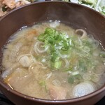 おばんざい食堂 いち - 肉野菜炒め定食(\1,200)　豚汁