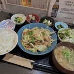 おばんざい食堂 いち - 肉野菜炒め定食(\1,200)