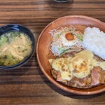 びっくりドンキー - 料理写真: