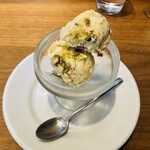 イル グラード - 【写真③】セミフレッド オーガニックハチミツ、ドライフルーツ、マルサラ