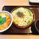 山田うどん食堂 - 料理写真: