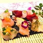 上物天然海鮮カツオ - 