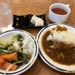 ステーキガスト - 料理写真:サラダバー、カレーバー、スープバー ¥935-