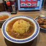 彩華ラーメン - 料理写真:天津飯&サービス唐揚げ(3ケ) ¥920
