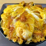 お食事処 みなみ - カツ丼900円。