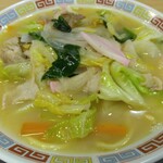 お食事処 みなみ - チャンポン800円。