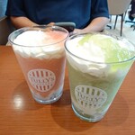 タリーズコーヒー - ドリンク写真:桃とメロン