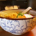 麺屋 高橋 - このタイプの丼です　15/05