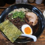 麺屋黒田 - ・「とんこつ黒ラーメン(¥980)」