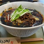 饗庭 - 黒担々麺