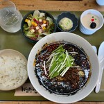 饗庭 - 麺ランチ（黒担々麺）
