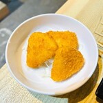 やきとりさんきゅう - カマンベールチーズフライ390円